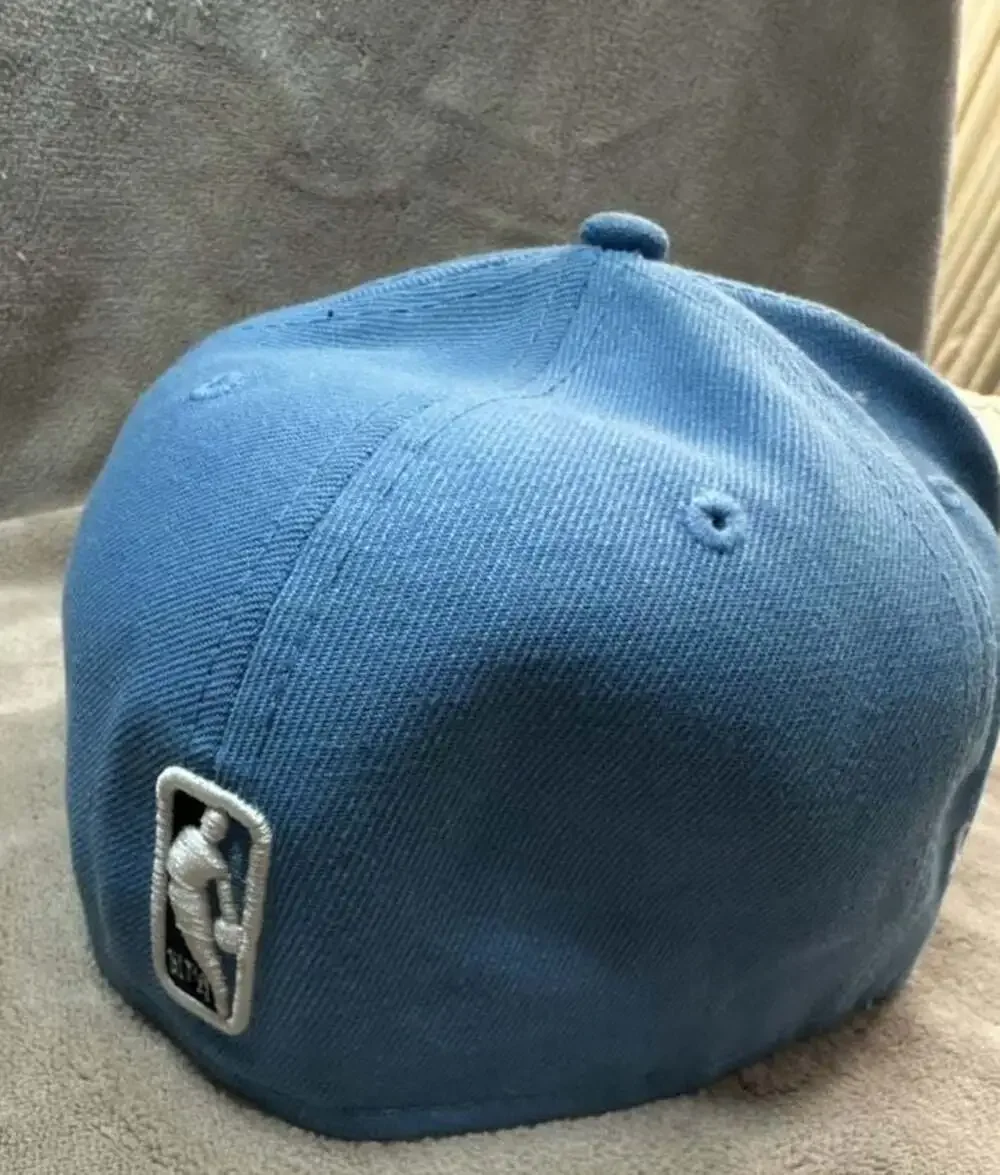 New Era Chicago Bulls 59FIFTY Fitted Hat, Light Blue, Size 8